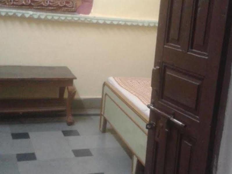 Raj Mahal Guest House Būndi Eksteriør billede